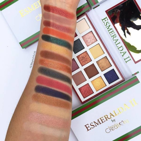 Esmeralda II eyeshadow palette - Picture 2 of 2